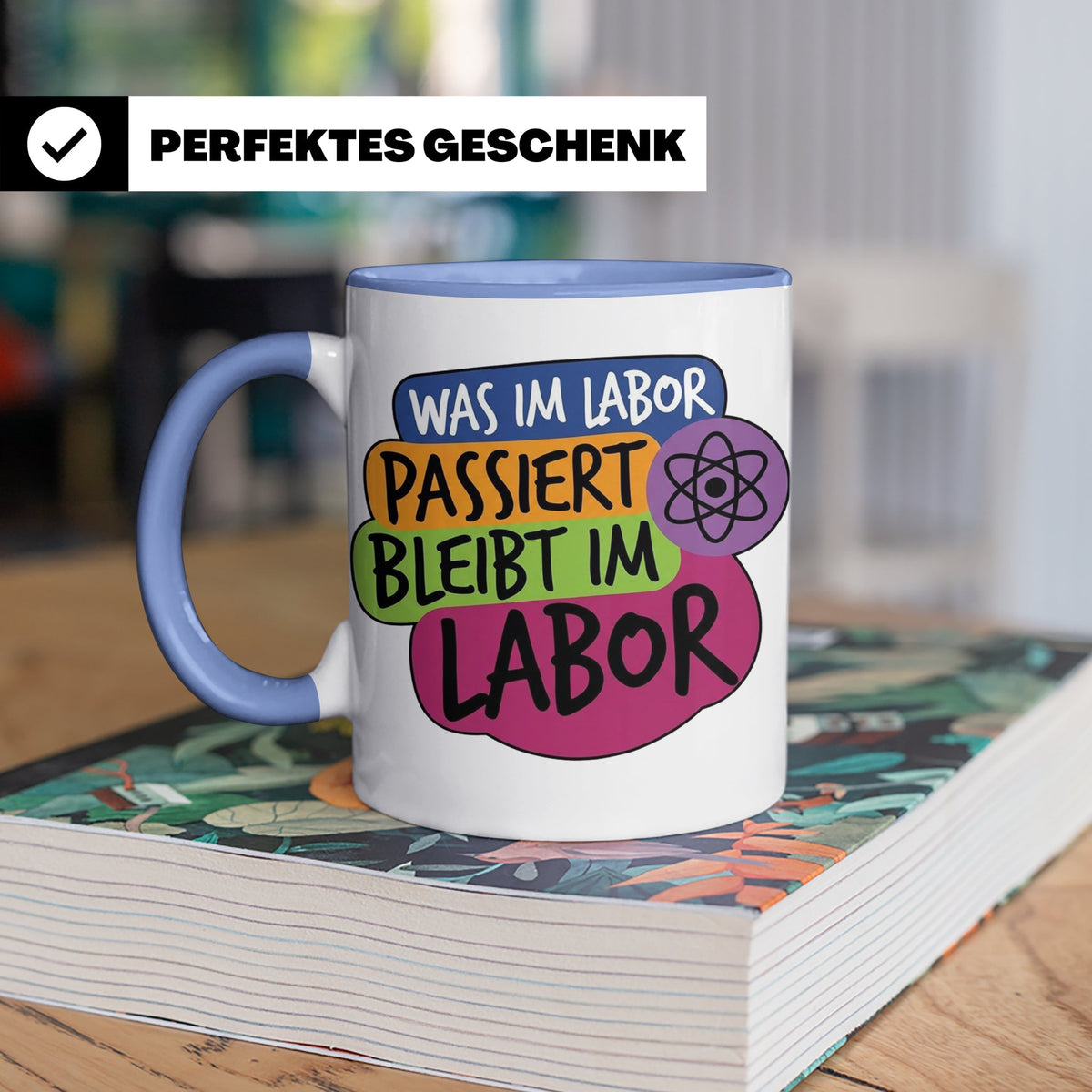 Labor Tasse mit Spruch Was im Labor passiert bleibt im Labor – Blau [farbe:blau]
