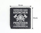 Schiefer Untersetzer Prinzessin Trägt Feuerwehrhelm - Lustiger Spruch  – Bild 4