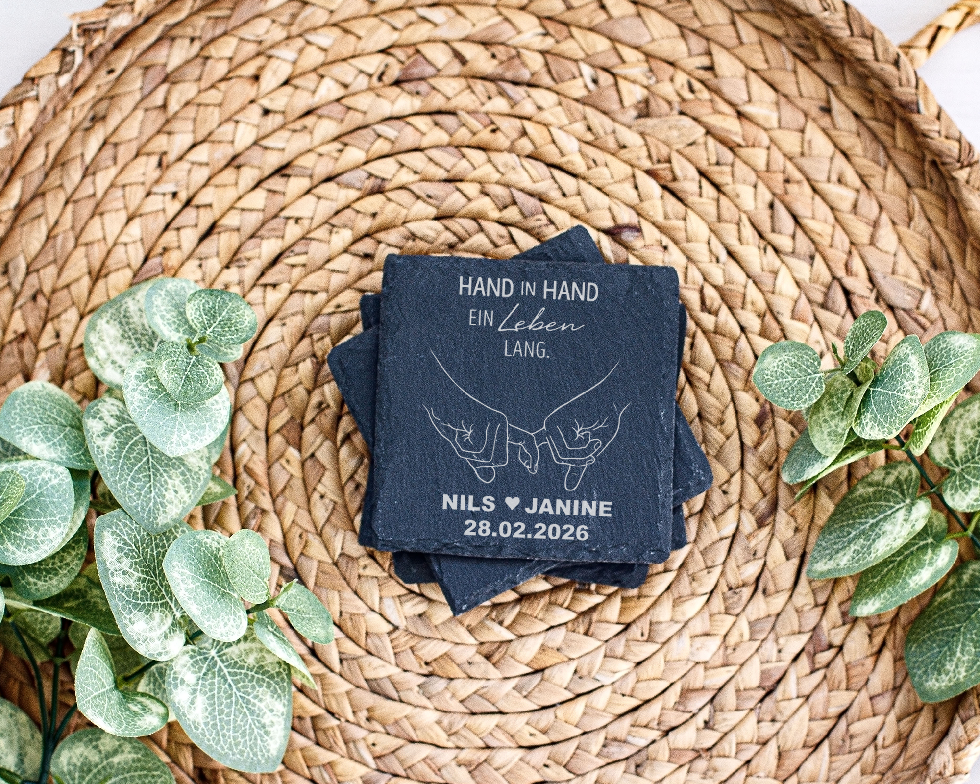 Schieferuntersetzer personalisiert Hand in Hand Geschenk für Hochzeit  – Bild 3