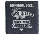 Schiefer Untersetzer Garnele Minimal Size Maximal Obsession - Geschenk – Bild 1